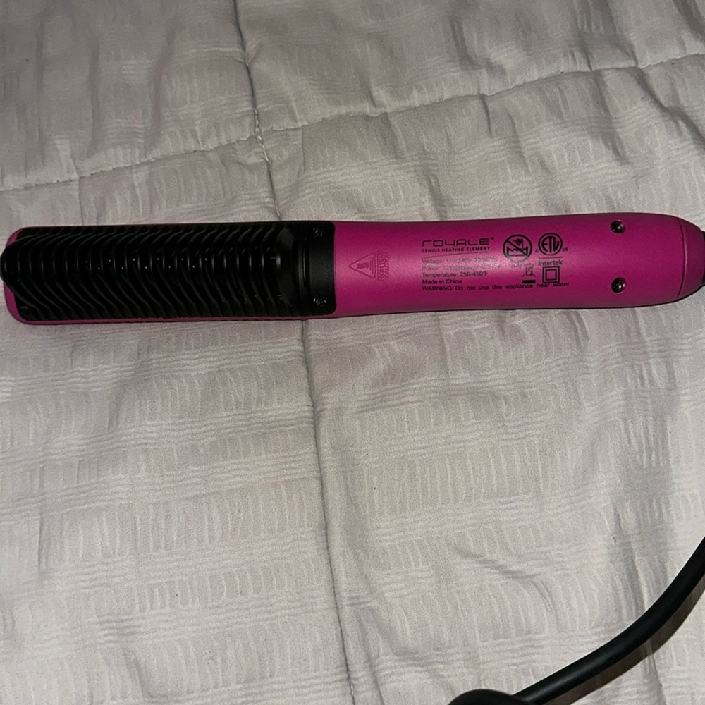 Pink Royale Heating Brush